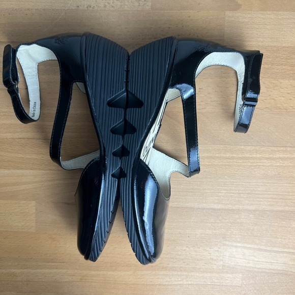 Fly London Black Patent Leather Mary Jane Wedge Strap Sandal Heels - Picture 9 of 11